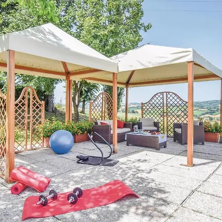 2 Bedroom In Fano -pu- Carignano (Marche)