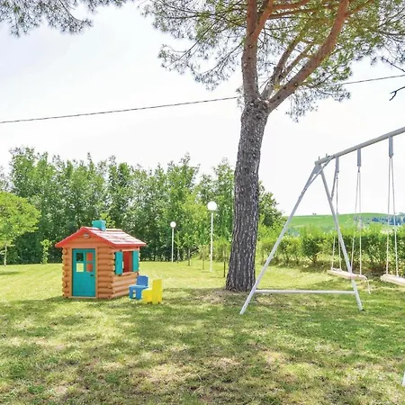 Casa de Férias 2 Bedroom In Fano -pu- Carignano (Marche)