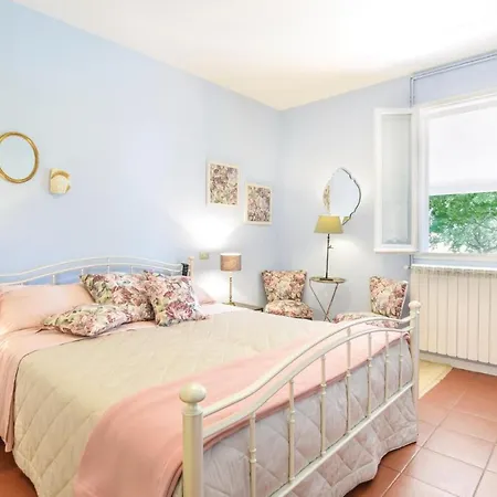 2 Bedroom Cozy In Fano -pu-